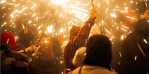 ”பட்டாசு வேண்டாம்... தீபம் மட்டும் ஏந்திக்கொள்ளுங்கள்” ஒடிசா அரசும் அதிரடி