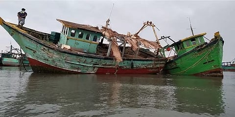 94 தமிழக விசைப்படகுகளை அழிக்க இலங்கை உத்தரவு !