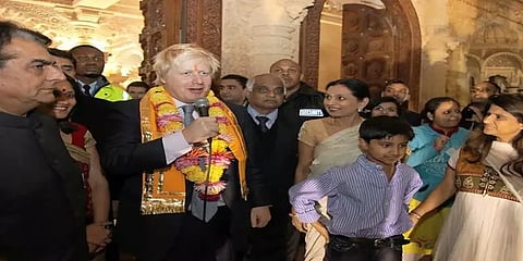 "ராவணனை ராமர் வதம் செய்ததுபோல கொரோனாவை வெல்வோம்" போரிஸ் ஜான்சன் !