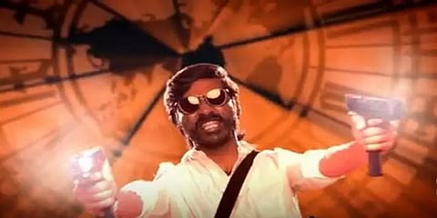 ரசிகர்களுக்கு தீபாவளி பரிசு கொடுக்கும் தனுஷ்!