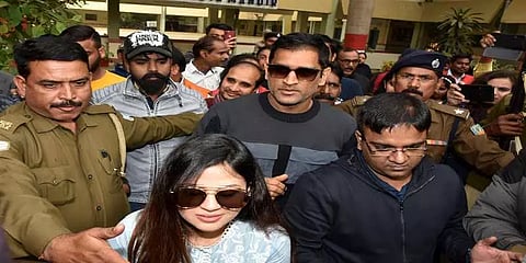 அரபிக் கடலோரம் புதிதாக ‘பீச் ஹவுஸ்’ - சாக்ஷி தோனி பகிர்ந்த புகைப்படம் !