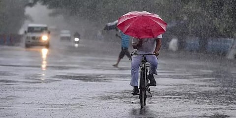 4 மாவட்டங்களில் கனமழைக்கு வாய்ப்பு - வானிலை ஆய்வு மையம்