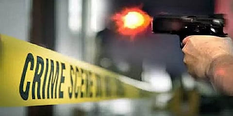 சென்னையில் துப்பாக்கியால் சுட்டு ஒரே குடும்பத்தின் மூவர் கொலை