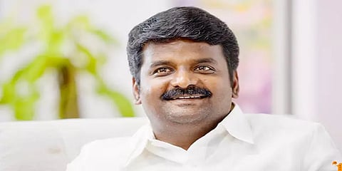 மக்களோடு மக்களாக எப்போதுமே களத்தில் நிற்பது அதிமுகதான் - விஜயபாஸ்கர்