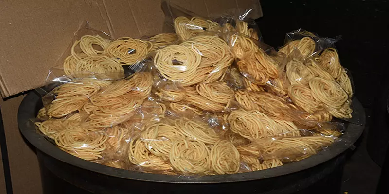 தீபாவளி ஸ்பெஷல்: பாரம்பரிய சுவையுடன் செட்டிநாடு பலகாரங்கள்..!