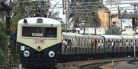 இனி இவர்களும் புறநகர் ரயில் சேவையை பயன்படுத்தலாம்: கூடுதலாக 50 ரயில்கள் இயக்கம்