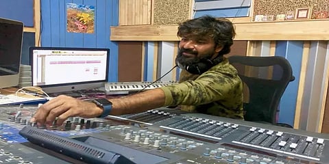 சுசீந்திரன் இயக்கத்தில் இசையமைப்பாளராக அறிமுகமாகும் நடிகர் ஜெய்!