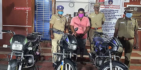 வாகன சோதனையில் சிக்கிய நபர்: இருசக்கர வாகன திருட்டில் ஈடுபட்டது அம்பலம்