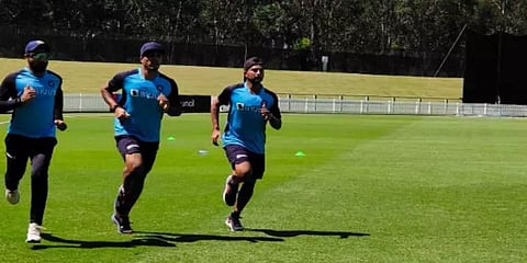 ஆஸ்திரேலியாவில் இந்திய அணி: வீரர்களுக்கு கொரோனா நெகட்டிவ்