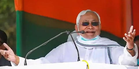 பீகார் முதல்வராக நிதிஷ்குமார் தேர்வு: நாளை பதவியேற்பு