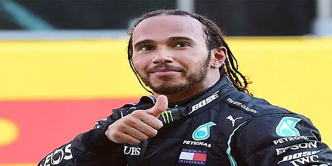 பார்முலா 1 கார் பந்தயம்- 7வது முறையாக சாம்பியன் பட்டத்தை தட்டிச்சென்ற லூயிஸ் ஹாமில்டன்