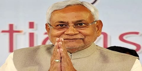 பீகார் முதல்வராக பதவியேற்றார் நிதிஷ்குமார்.!