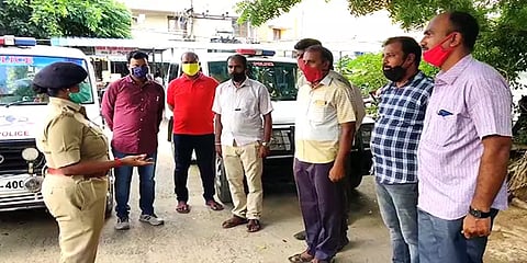 சென்னை: சோதனையில் சிக்கிய 350 கிலோ குட்கா பறிமுதல்; இருவர் கைது