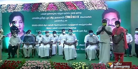 “எங்க அப்பா, தாத்தா படிக்காதவங்க இப்போ என் பொண்ணு டாக்டரு” - முதல்வரிடம் தந்தை நெகிழ்ச்சி!