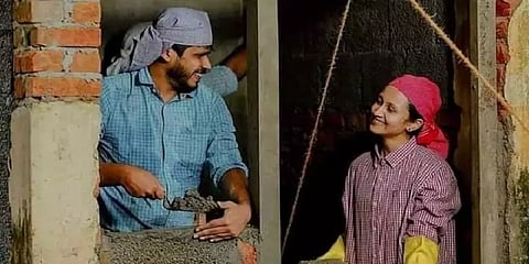 இதுவும் 'Pre-wedding Shoot'தான்... ஆனால், காதலுடன் உழைப்பின் உன்னதம் பேசும் படங்கள்!