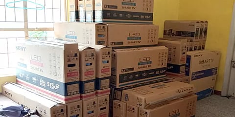 குறைந்த விலையில் போலி சோனி டிவி: நூதன மோசடியில் ஈடுபட்ட 3 பேர் கைது