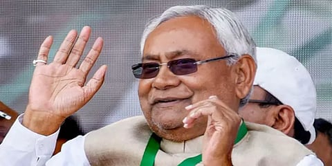 '100 லக்ஸுரி ரூம்கள் ப்ரீ-புக்கிங்...' - புதிய எம்.எல்.ஏ.-க்களுக்கு நிதீஷ் அரசு 'தாராளம்'!