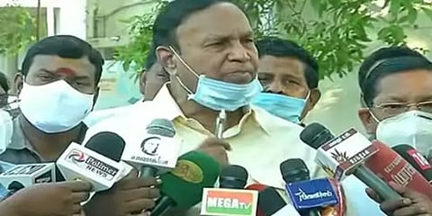 உதயநிதியை விடுவிக்காமல் நீண்ட நேரம் காக்க வைப்பது ஏன்? டி.ஆர்.பாலு