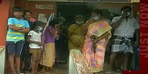 “300 பேருக்கு 50 உணவு பொட்டலங்கள்... ” - வேதனையில் மாமல்லபுரம் மீனவ மக்கள்