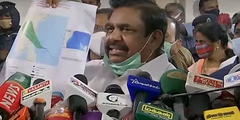 நிவர் புயல் எதிரொலி: நிலைமைக்கு ஏற்ப விடுமுறை நீட்டிக்கப்படும் - முதல்வர்