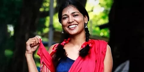 மாட்டிறைச்சிக்கு 'கோமாதா' பெயர்... கேரள 'சர்ச்சை நாயகி'-யைக் கண்டித்த நீதிமன்றம்!