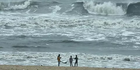 பொதுமக்களுக்கு எச்சரிக்கை விடுத்துள்ள தமிழ்நாடு பேரிடர் அபாய குறைப்பு முகமை!