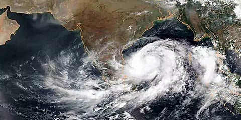 இடியுடன் கூடிய அதீத கனமழை இருக்கும்: பேரிடர் மேலாண்மை ஆணையம்