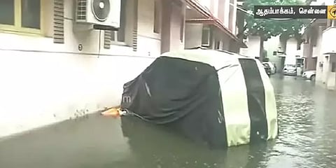 சென்னை: வெள்ளநீரில் மிதக்கும் ஆதம்பாக்கம்! - கள நிலவரம்