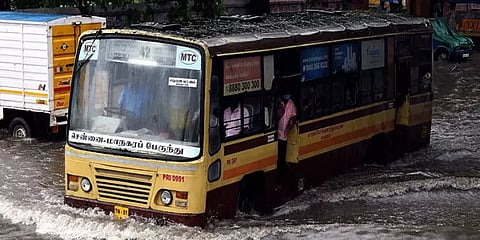 சென்னை: மாநகர பேருந்துகள் குறைந்த அளவில் இயக்கம்