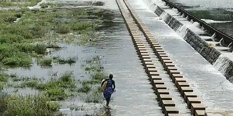 பிச்சாட்டூர் அணை நீர் திறப்பால் ஆரணியாற்றில் வெள்ளப்பெருக்கு!