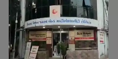 குஜராத்: கொரோனா வார்டில் தீ விபத்து - 5 பேர் உயிரிழப்பு