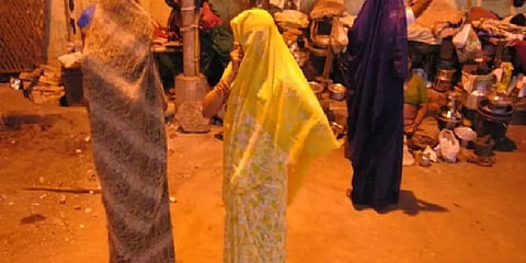 பாலியல் தொழிலாளர்களுக்கு உதவித்தொகை அறிவித்த மகாராஷ்டிரா!