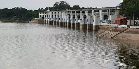 பூண்டி ஏரியில் நீர் திறப்பு - கொசஸ்தலை கரையோர மக்களுக்கு அறிவுறுத்தல்