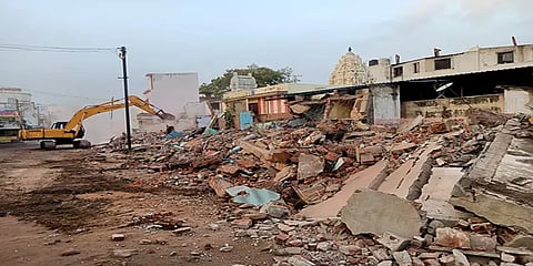 நீர் நிலைகள் ஆக்கிரமிப்பு: கோவில்பட்டியில் 108 கடைகளை அகற்றும் பணிகள் தொடக்கம்