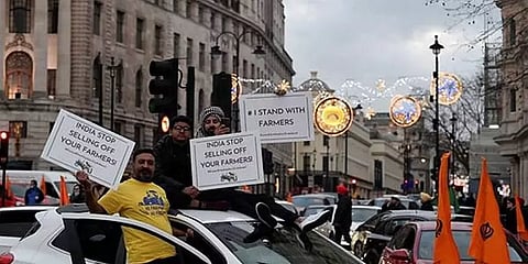 இந்திய விவசாயிகளுக்காக லண்டனில் ஆயிரக்கணக்கானோர் போராட்டம்: கொரோனா விதிமீறலால் நடவடிக்கை!