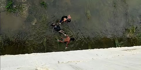 மதுரை: வைகை ஆற்றில் குளிக்கச் சென்ற 2 சிறுமிகளுக்கு நேர்ந்த சோக முடிவு