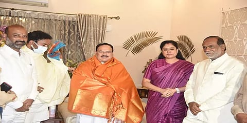 டெல்லி: ஜே.பி.நட்டாவை சந்தித்து பாஜகவில் இணைந்தார் விஜயசாந்தி