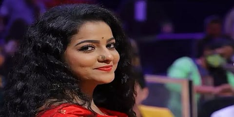 இரவு வரை இன்ஸ்டாகிராமில் ஆக்டிவ்.. காலையில் மரணம் - சித்ரா குறித்து வருத்தத்தில் ரசிகர்கள்