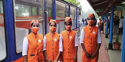 வசூல் ரூ.9.6 லட்சம்... வாடகை ரூ.4.9 லட்சம்..? - ஊட்டி மலை ரயில் சர்ச்சையும் அலசலும்!