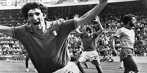 இத்தாலி: முன்னாள் கால்பந்து வீரர் பவுலா ரோஸீ காலமானார்!