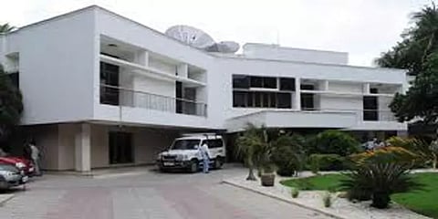 மறைந்த முன்னாள் முதலமைச்சர் ஜெயலலிதாவின் இல்லத்தில் அதிகாரிகள் ஆய்வு