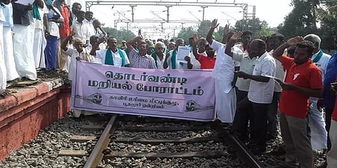 விவசாயிகள் போராட்டம்: தஞ்சையில் மறியல் - 600 பேர் கைது!