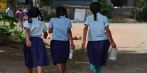 கர்நாடகா: வளர் இளம் பருவ பெண்களில் 50% பேருக்கு இரத்த சோகை!