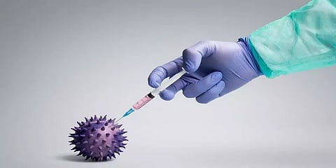 PT Web Explainer: கொரோனா தடுப்பூசி 'வெற்றி'களை மதிப்பிடும் முறையும், சில சிக்கல்களும்!