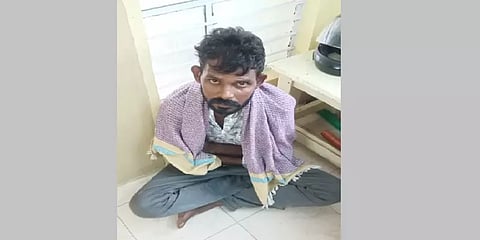 பெருங்களத்தூர்: ஓட்டும்போதே தூங்கிய லாரி டிரைவர் - அடுத்தடுத்து மோதிக்கொண்ட வாகனங்கள்