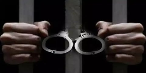 கடந்த 75 நாட்கள் லஞ்ச ஒழிப்பு சோதனை - 33 அரசு அதிகாரிகள் கைது