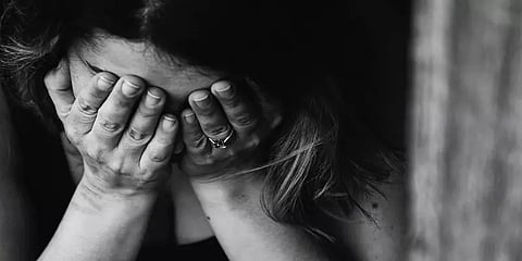 “எனது கணவர் ‘மனைவி மாற்று’ முறையில் அவரது நண்பருடன் வாழச்சொன்னார்” போலீசில் மனைவி புகார்!