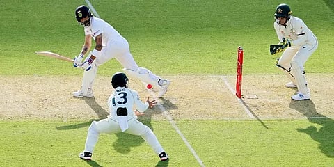 ஆஸ்திரேலியாவுக்கு எதிரான டெஸ்ட்: முதல் இன்னிங்ஸில் 244 ரன்னுக்கு இந்தியா ஆல்-அவுட்!