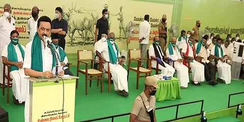 விவசாயிகளுக்கு ஆதரவராக திமுக உண்ணாவிரதம் எதிரொலி: ட்விட்டரில் ட்ரெண்டிங் மோதல்!