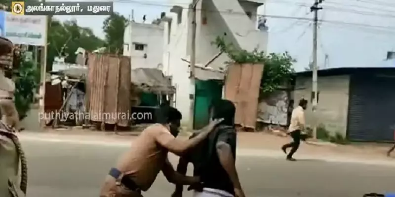 மதுரையில் புதிய தமிழகம் கட்சி, வ.உ.சி. பேரவையினர் இடையே மோதல், கல்வீச்சு - போலீஸ் தடியடி